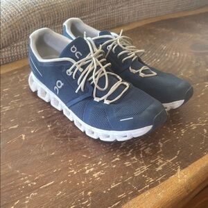 On Running women’s Blue Athletic Shoes